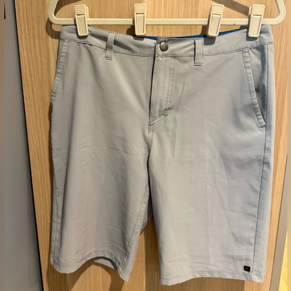 Quiksilver Gray Hybrid Walk Shorts Casual Stretch Size 29